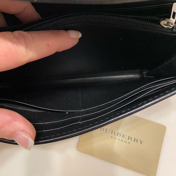 AUTHENTIC!! Burberry large Wallet black Luxury - Picture 3 of 11